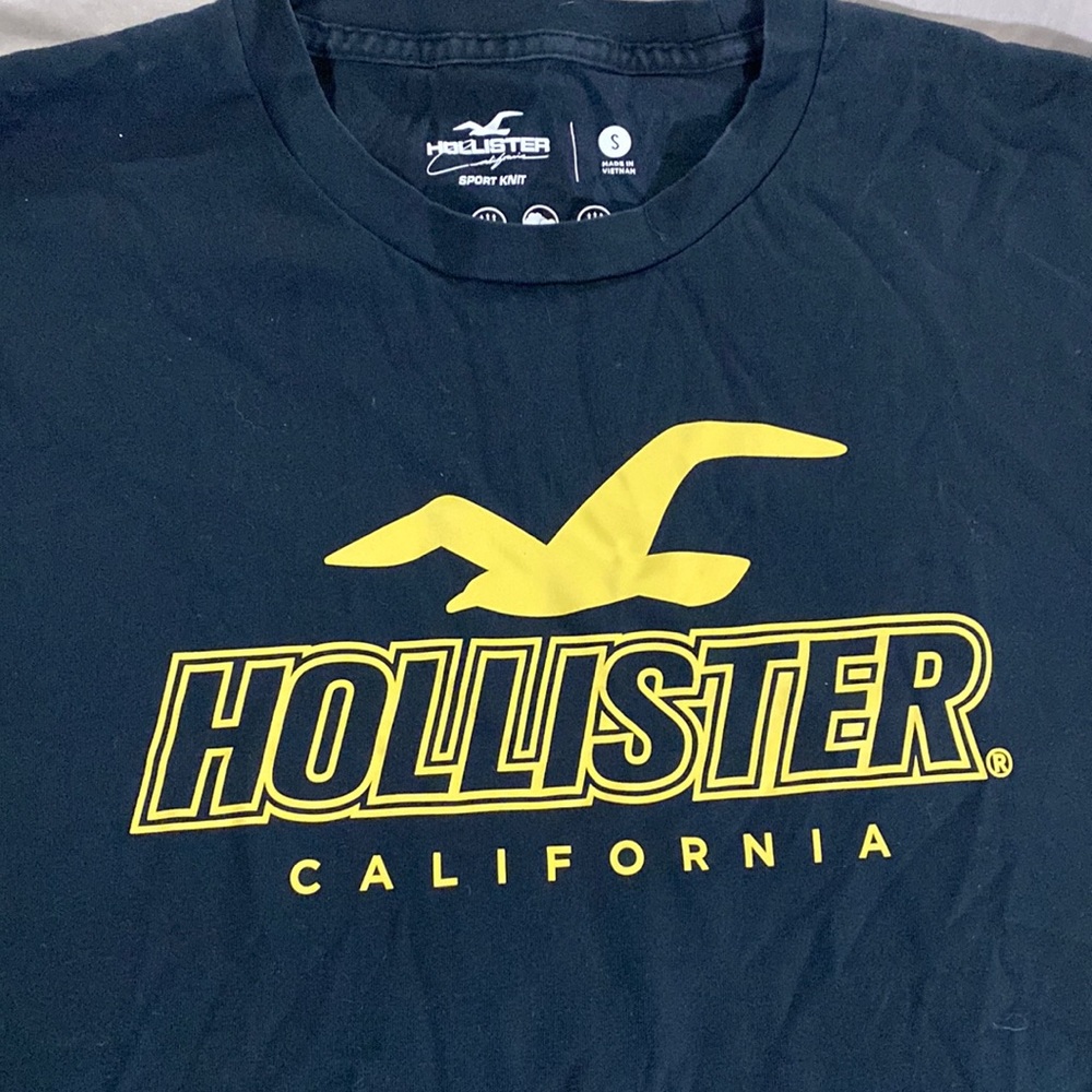 Men’s Hollister Small black T-Shirt